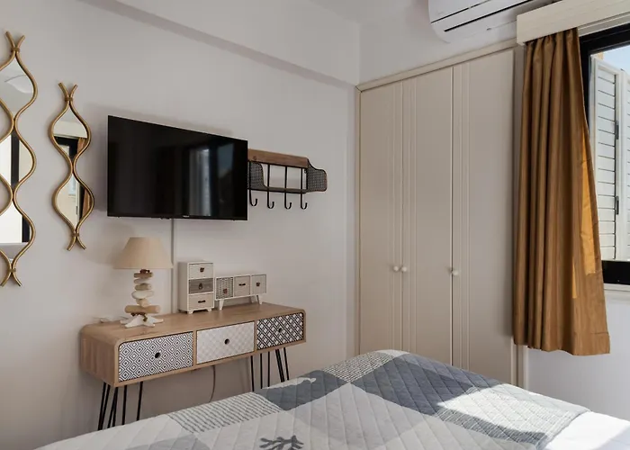 Apartament Kallisti By Staycom *
